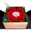 cadou pentru sotie cu 7 trandafiri criogenati in cutie de lux